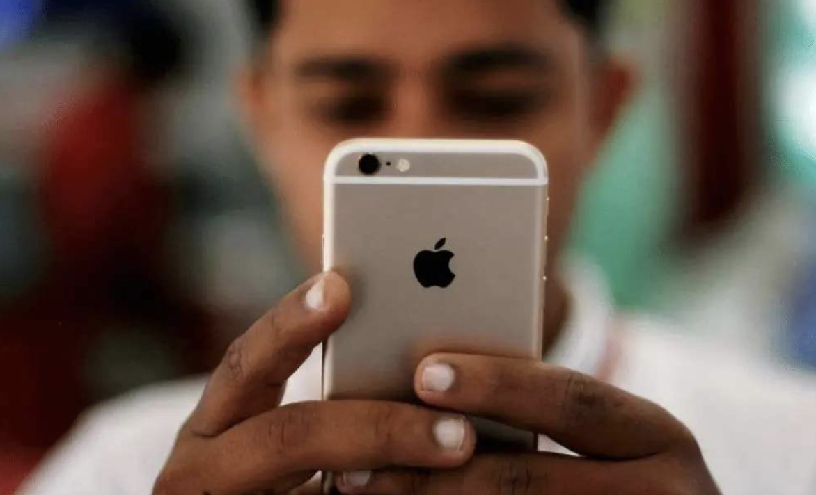 2万多部iPhone被毁！苹果印度工厂被砸，究竟是因为啥？