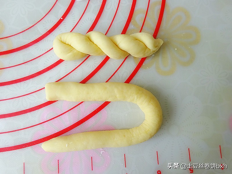 這是孩子最喜歡的早點，半小時完成，暄鬆柔軟，每次至少吃5個