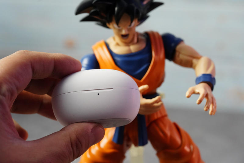 能专业助眠的真无线耳机：万魔ComfoBuds Z睡眠豆评测