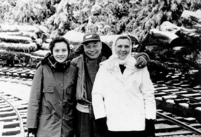 蒋经国的跨国豪门恋，三个混血儿子皆早逝，私