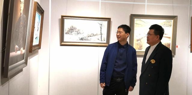 喜迎建党百周年 百幅精品油画展在西安举行