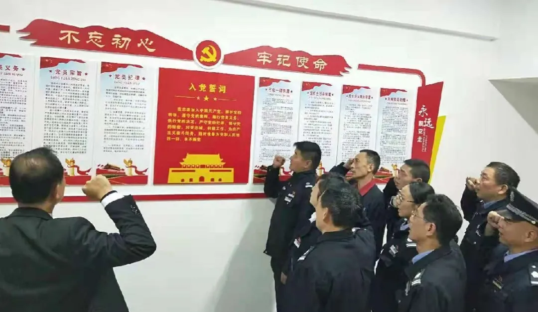 党建引领发展丨湘潭市住建局两新组织行业党委召开工作会议