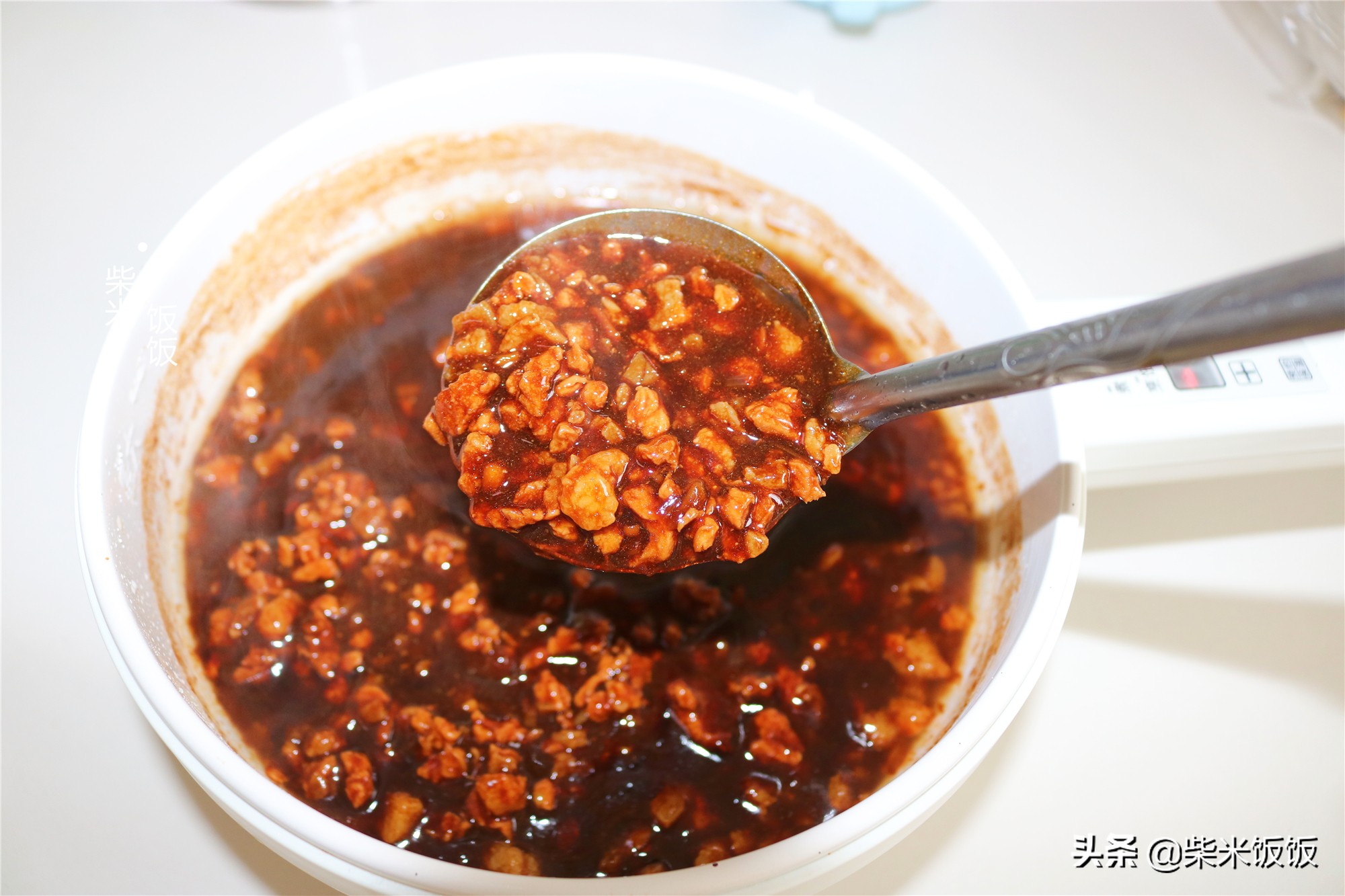 巨好吃的炸酱面，只要家常调味料，做法简单，夏天吃正合适