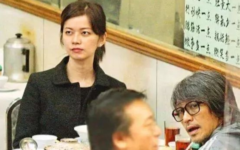 周星驰或将与旧爱对簿公堂，于文凤7年之内向其追讨7000万佣金