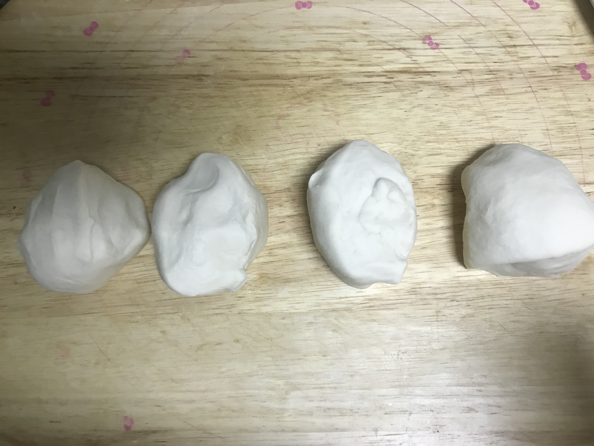 蔥花餅好吃的做法，一抻一卷，柔軟筋道，香酥多層，簡單還好吃