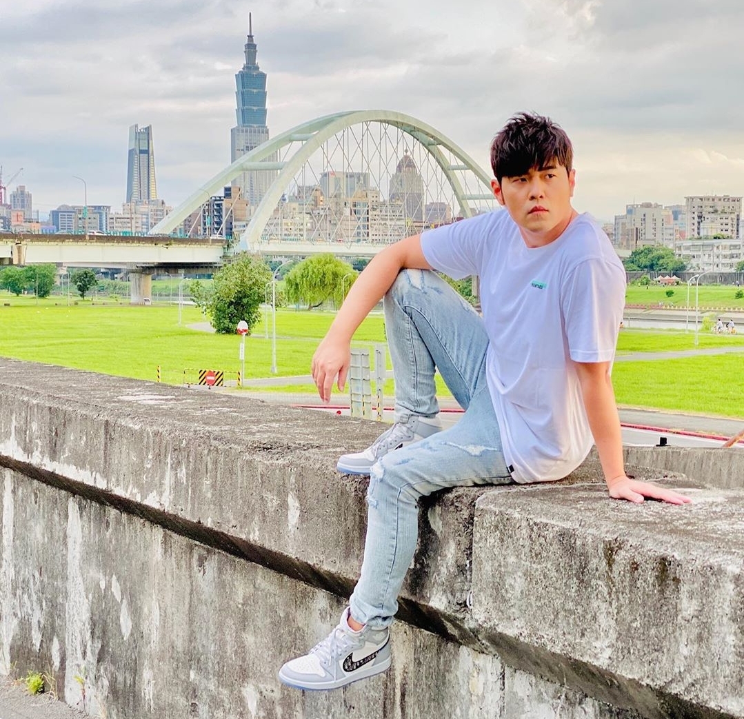 吳鎮宇兒子追星失敗，費曼發信息給周杰倫求回應，陌生消息遭拒收