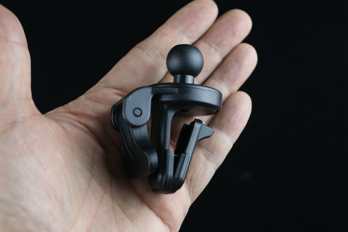 自驾游好帮手——ESR亿色车载无线充电器深度测评