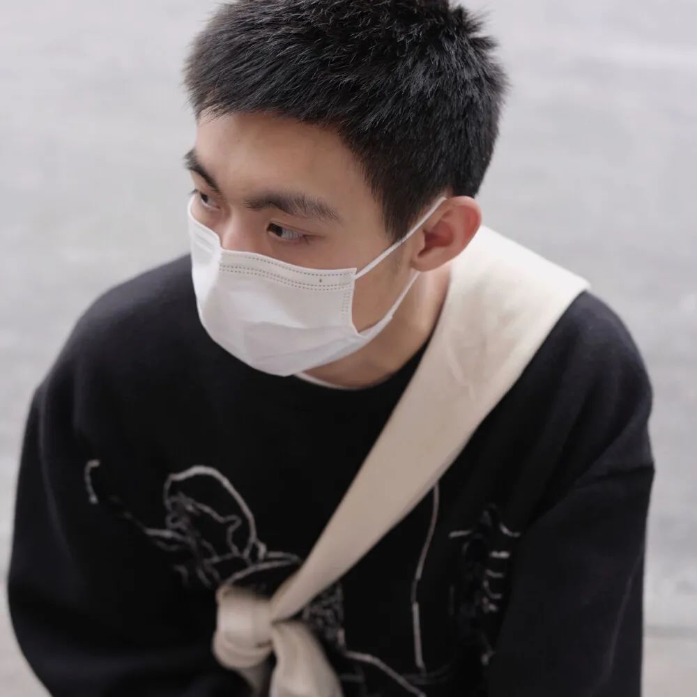 <p style=