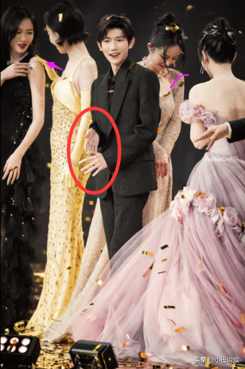 源杨|唐嫣倪妮王源杨幂杨紫同框氛围感太棒了！王源像名利场中的贵公子