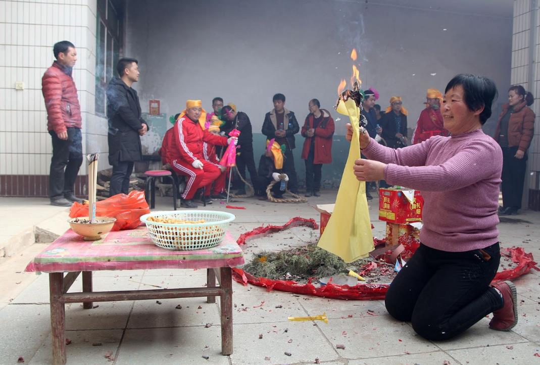 "举头三尺有神明"是什么意思?为什么是三尺,而不是四尺五尺