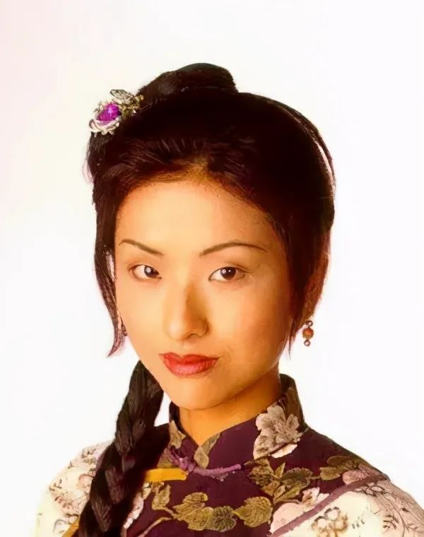 《鹿鼎记》10位主演近况：男三离婚4次，“二老