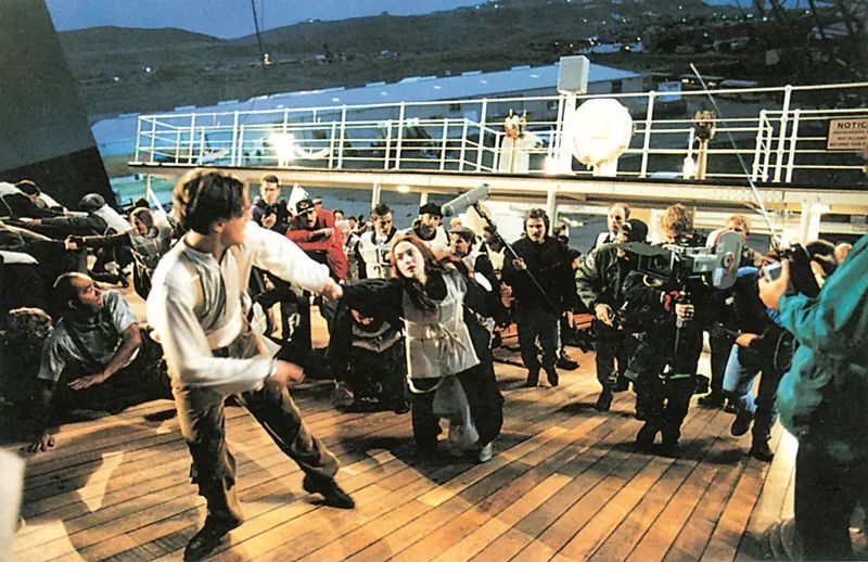 《泰坦尼克号》万字幕后解析，无论过去多少年