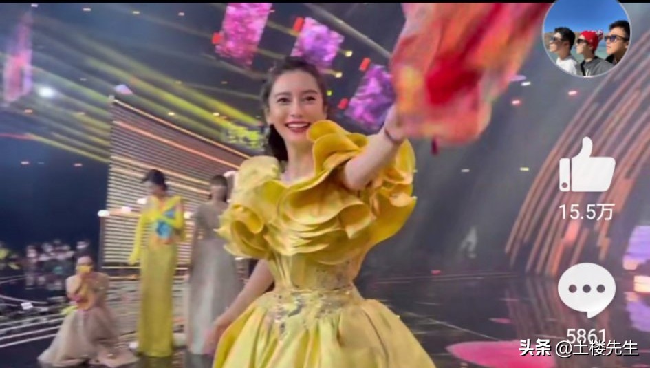 邓超化身摄影师直拍，距离文字暴露关系，最惊