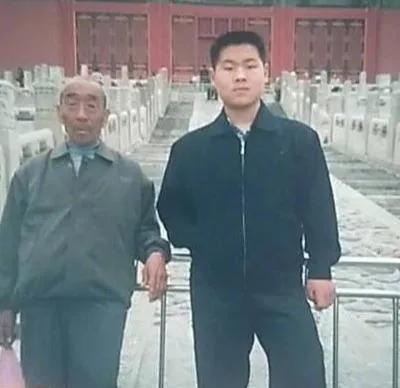 跟风《你好，李焕英》拍父亲的电影？岳云鹏：