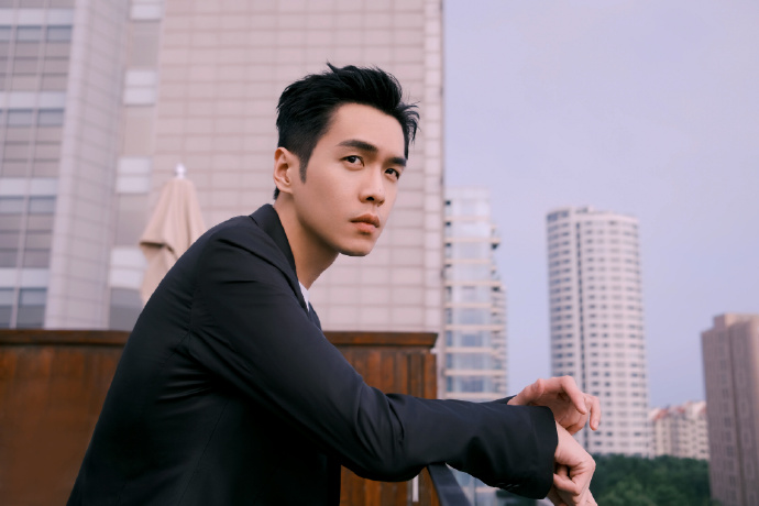 又有两部新剧即将开拍,鹿晗彭昱畅合作引期待,张若昀再演古装剧