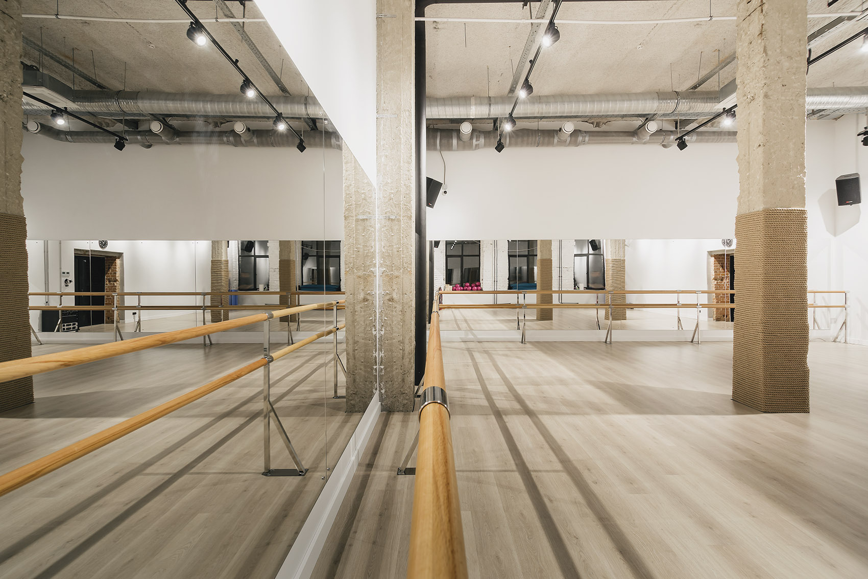 紡織工廠變身健身俱樂部，設計讓空間煥然一新