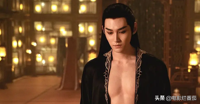 这部引起郭敬明粉丝狂欢的电影，却是12月电影院