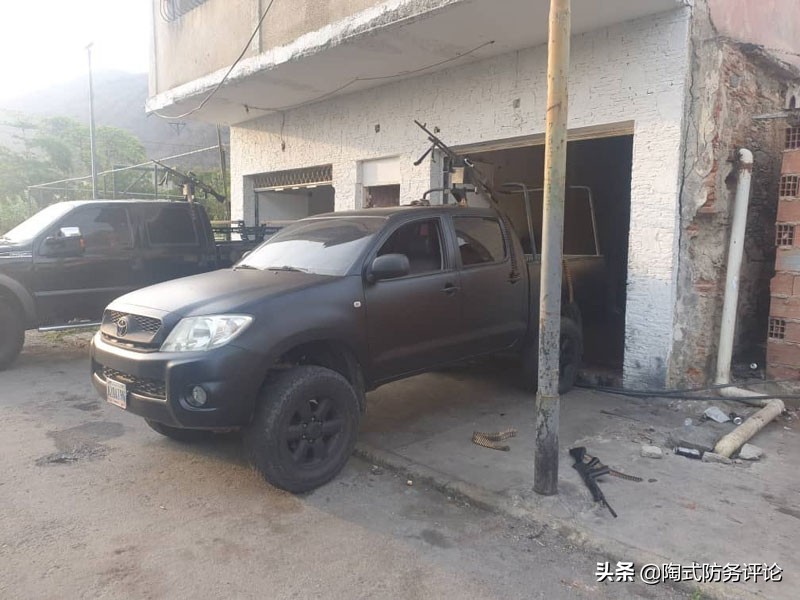 美国雇佣军拿着气枪袭击委内瑞拉？60人就敢攻打20万正规军