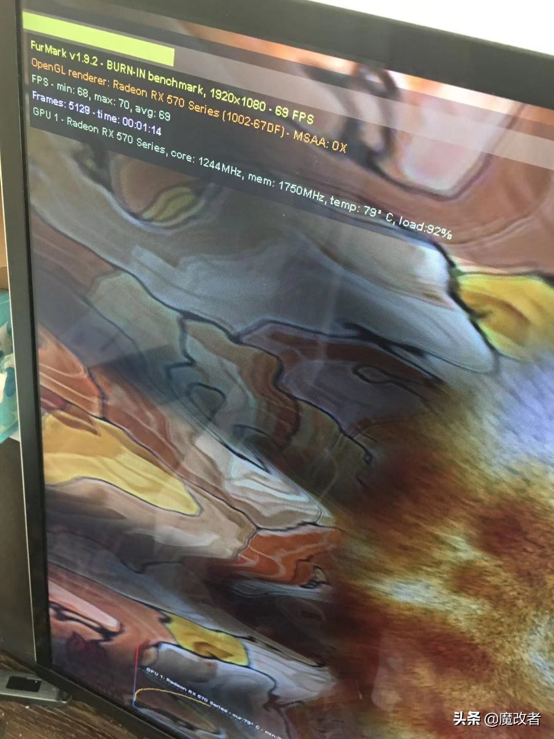 更换硅脂真的能够让显卡降温降噪吗？-实测网红爆款硅脂信越7921