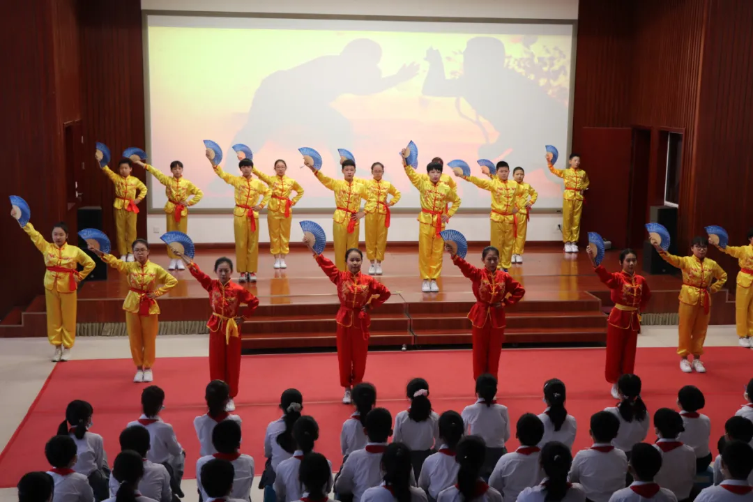 和平区西康路小学怎么样?文化教学成果展演(图19)