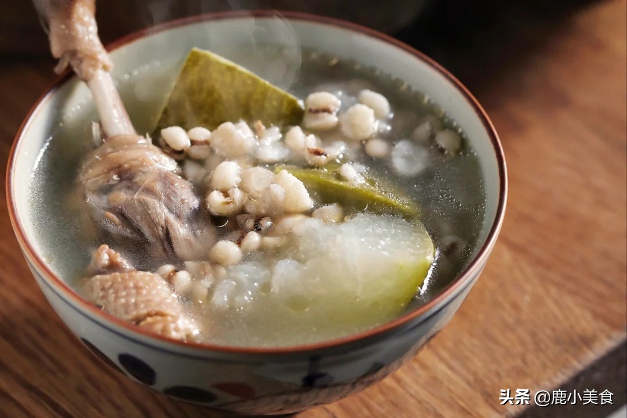 夏季多喝湯水好處多！ 分享8道營養湯做法，清熱解暑，強體少生病