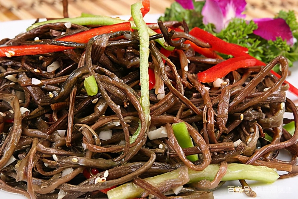 這3種蔬菜或許�含有毒素�，可能會影響肝臟健康，建議盡量不吃