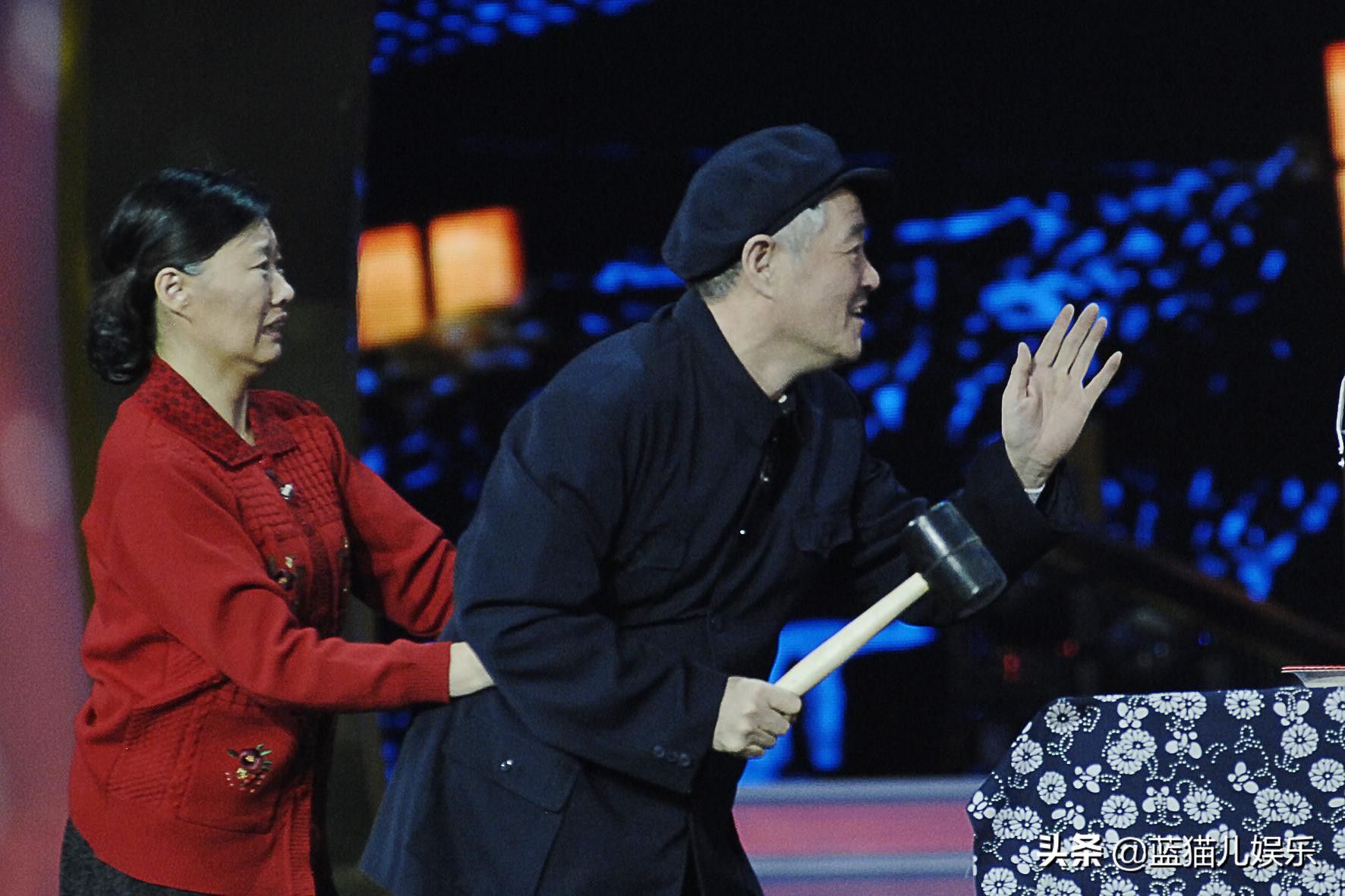 宋丹丹退了，赵本山隐了，陈佩斯自己玩，谁来