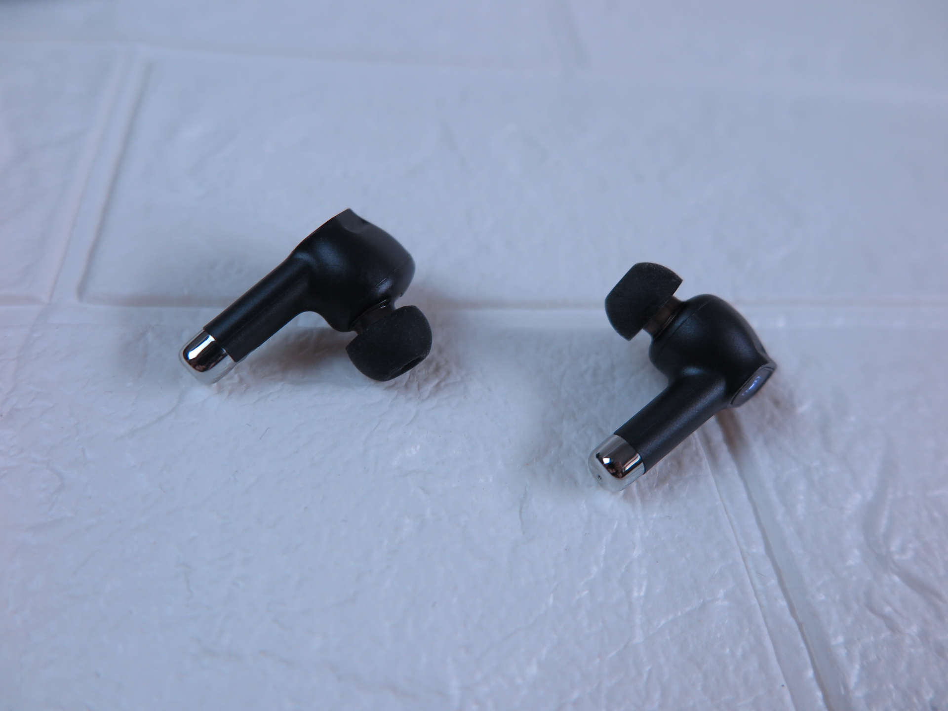 延迟极低，游戏很爽，西圣真无线蓝牙游戏耳机体验