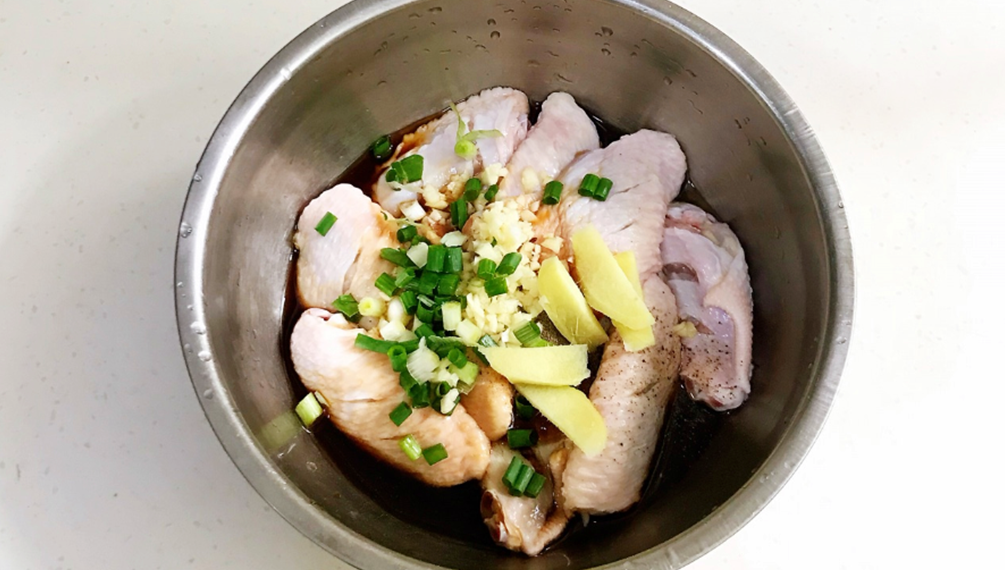 最愛雞翅這種做法，外酥里嫩，比點外賣好吃太多，每次2斤不過癮