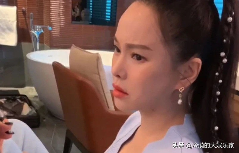 伊能静自酿苦果？网曝她与《乘风破浪》节目组