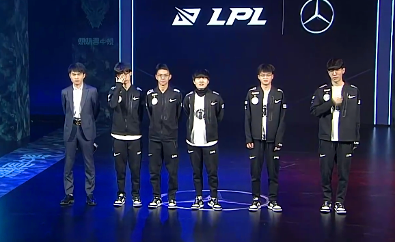 LPL: LNG2 is compared 0 beat IG, get stuck on the west: Anguine team got the better of a play to come repeatedly at the beginning of sports season