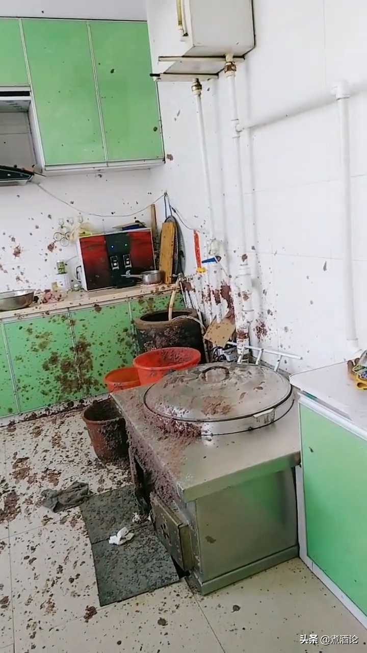 The woman swings stuffing of sweetened bean taste with washing machine, the spot ins disorder one piece, netizen: Still thinking is toilet blast