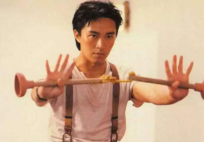 周星馳母親凌寶兒：兒子的喜劇電影我都看過，卻從未笑過一次