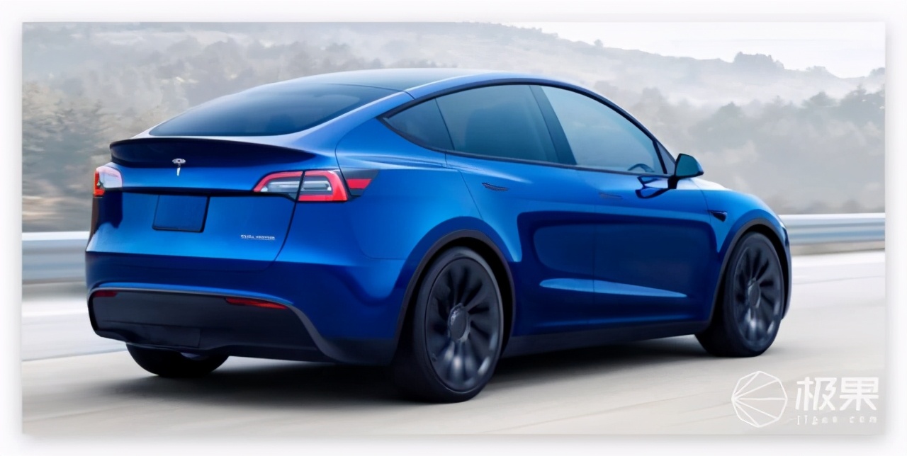 特斯拉再次疯狂“割韭菜”！降价16万元，距离“