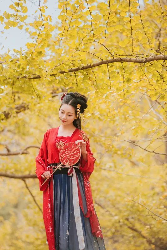 深秋，素心不染尘