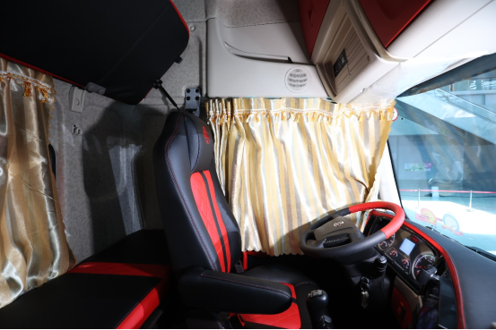 國(guó)六乘龍H5綠通房車(chē)：身懷三大絕技，為你鎖住“新鮮”感