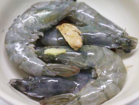 图片[3]-椒盐虾在家做很简单 用上小技巧 外酥里嫩咸又香 超好吃-起舞食谱网