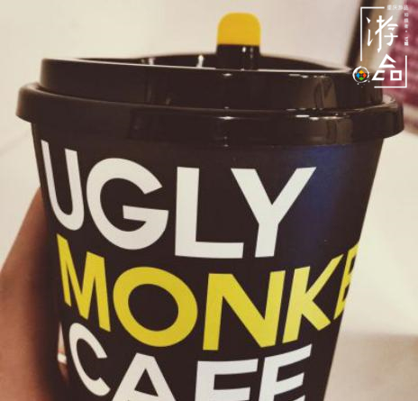 重庆老牌咖啡馆“奇丑的猴子”，人均30元送杯子，把耿直贯彻到底