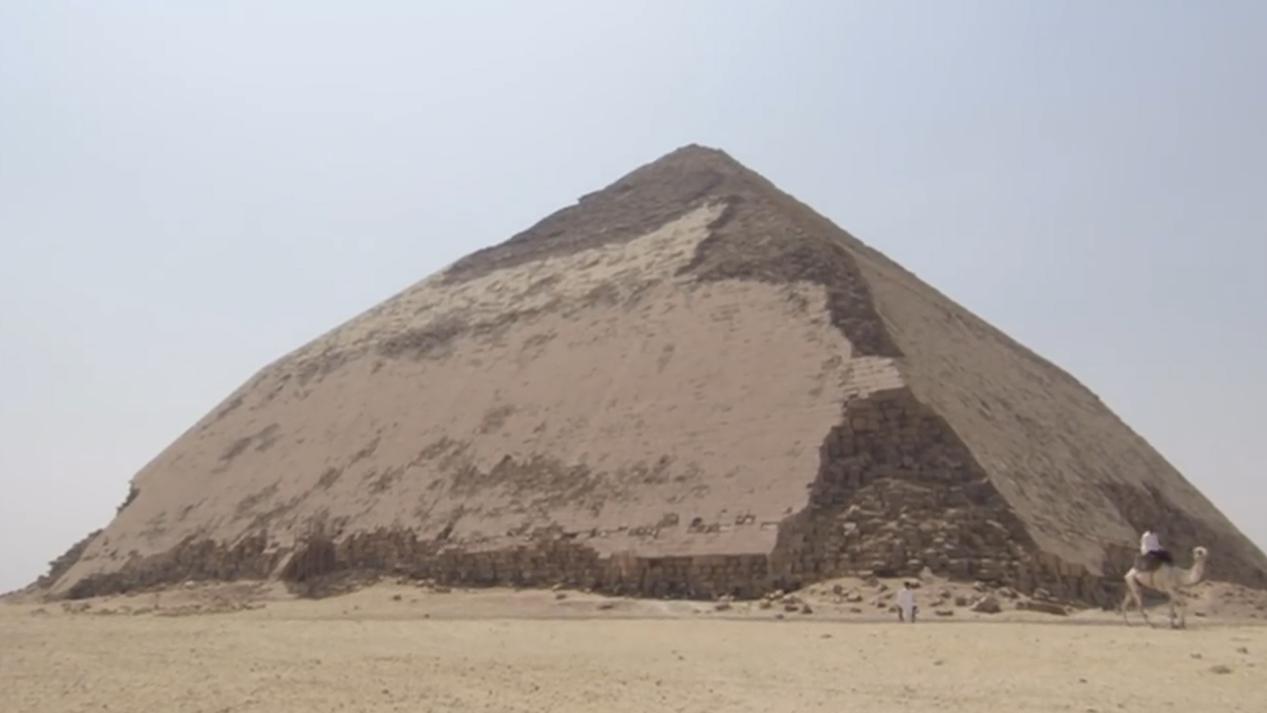 埃及金字塔究竟是怎么来的？关于金字塔不是人力建造的证据和推理