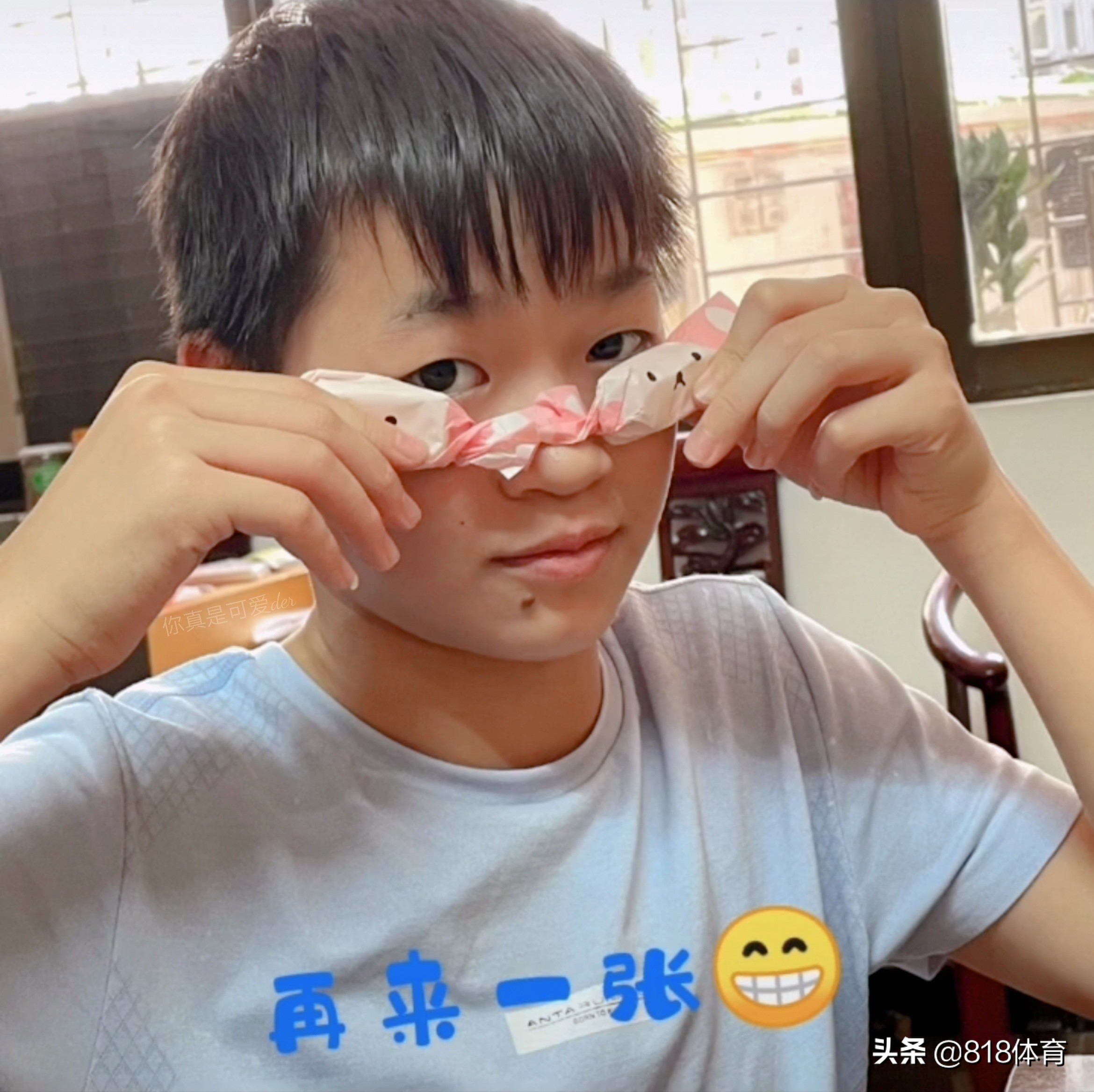 亲闺女！何教练带全红婵回自己家过节，小红跟着师母第一次做蛋糕