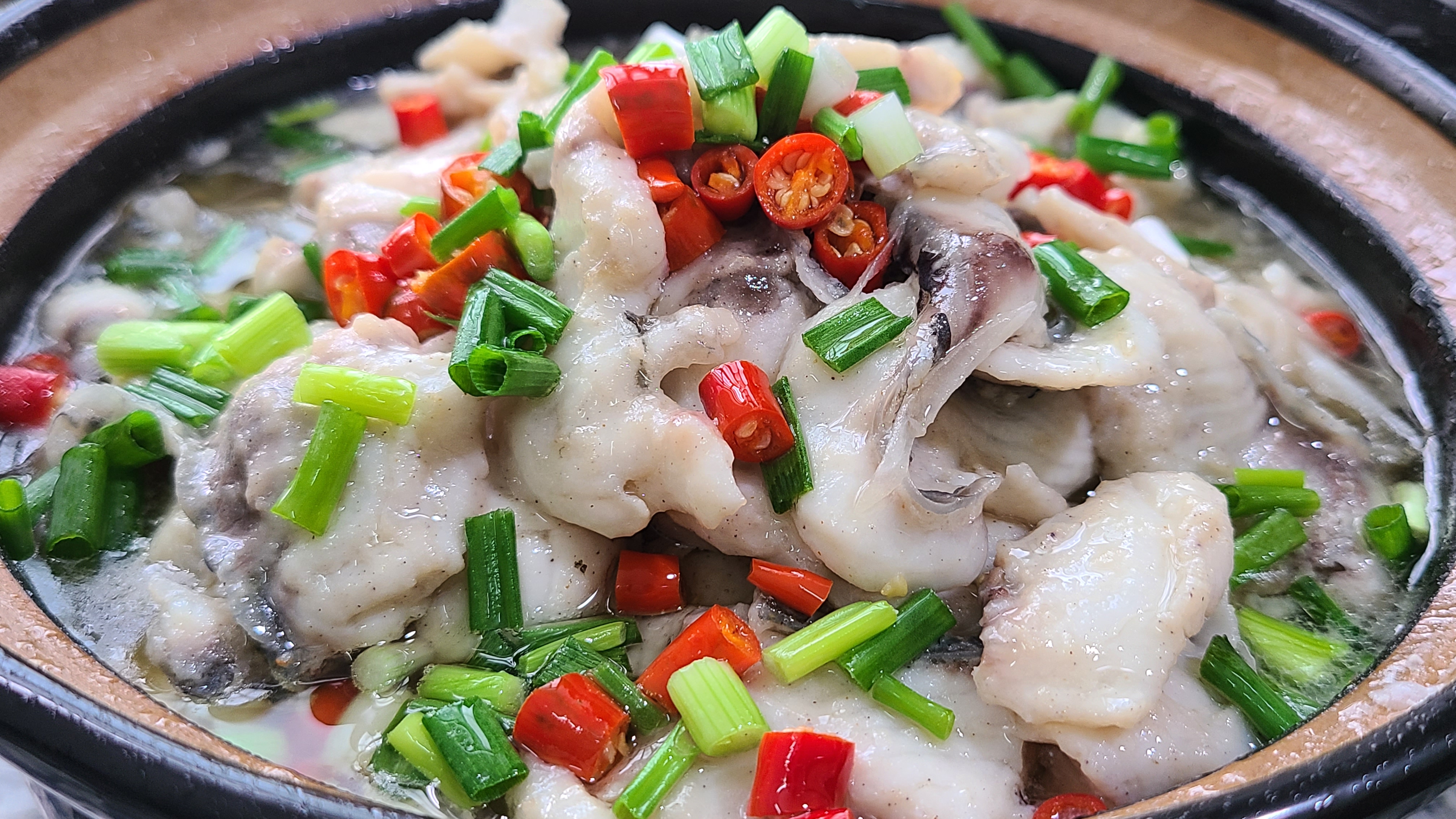 這一道蘿蔔燉魚太香了，味道鮮美做法簡單，好吃又便宜