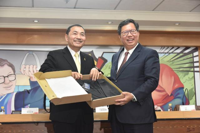 為了2024，鄭文燦�直攻�要職，被視為�引爆炸彈�