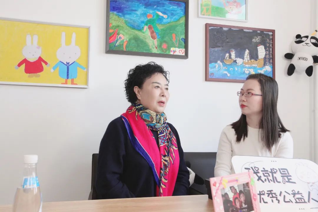 “三八女神节——致敬公益路上最美的你”公益直播活动圆满举行