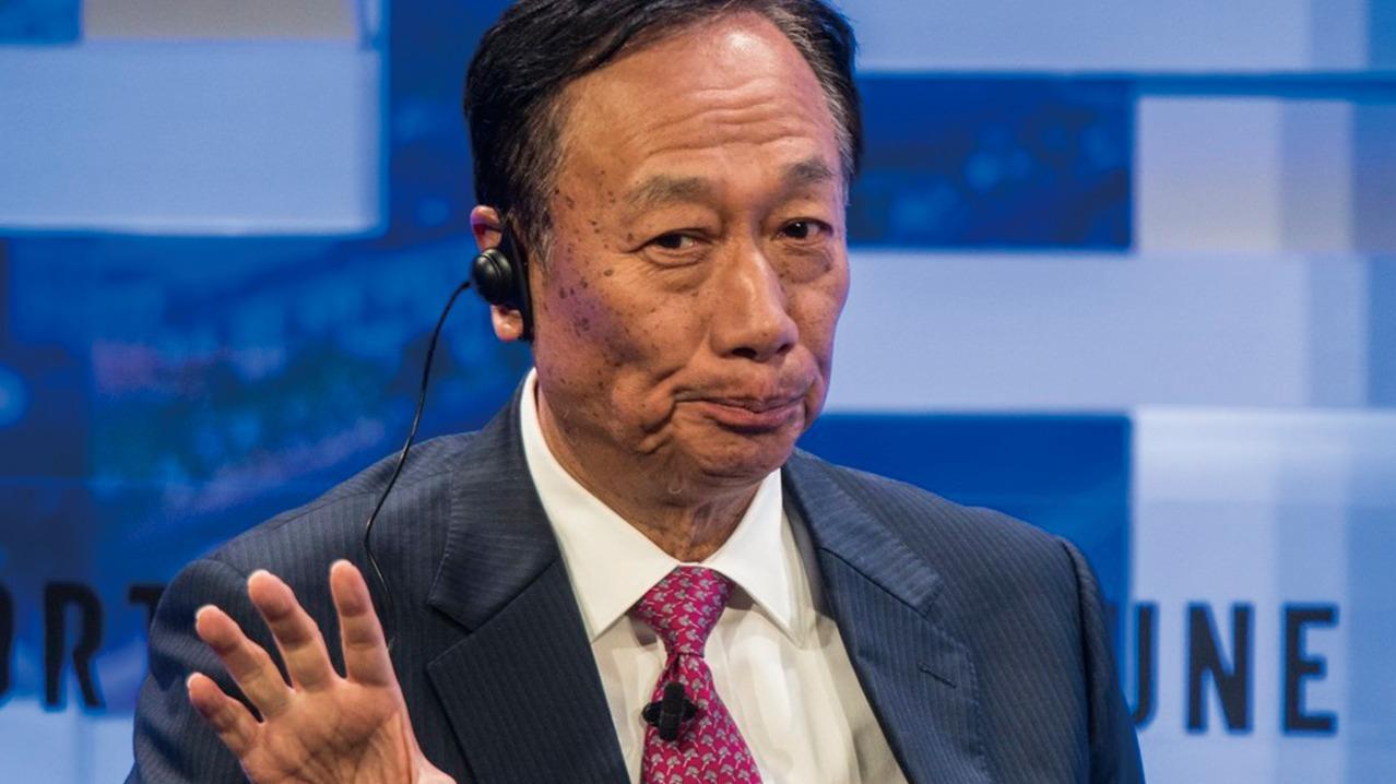 富士康跟风打压华为，任正非雷军联手反击，郭台铭能否挽回局面？