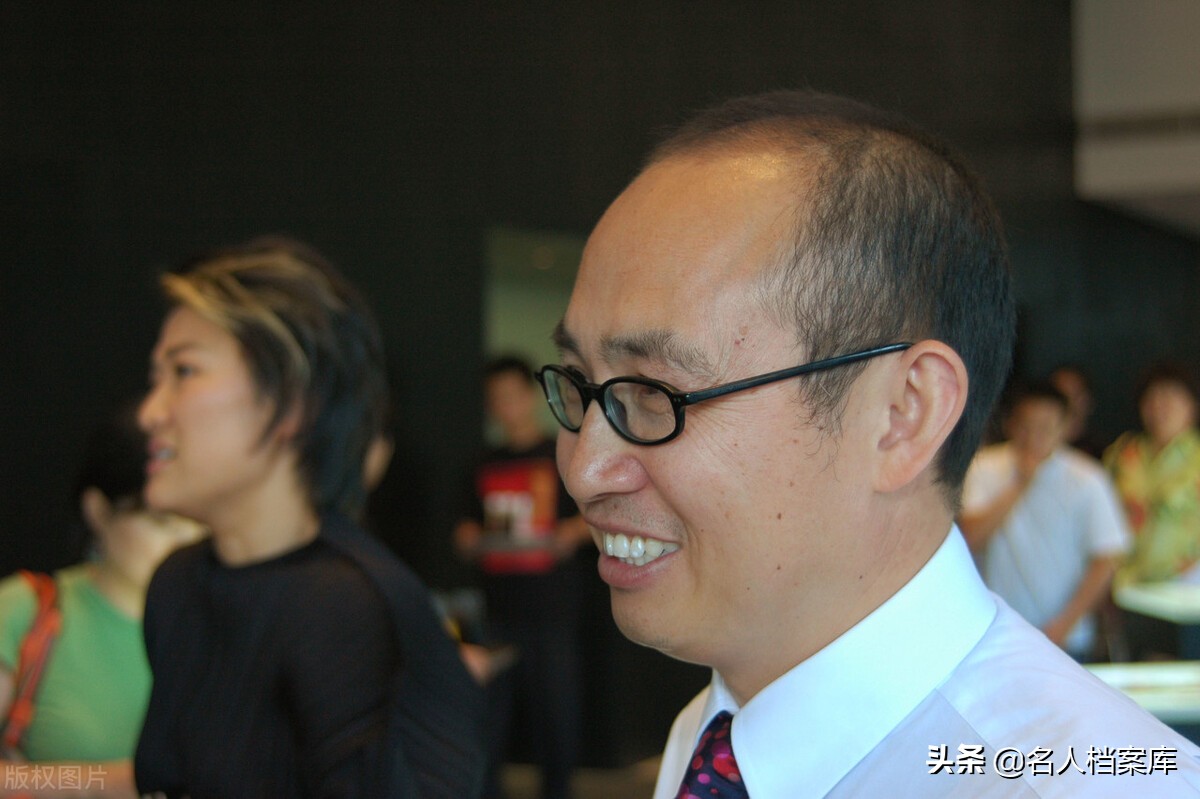 潘石屹赚中国钱给美国捐？花6亿给美国捐款，