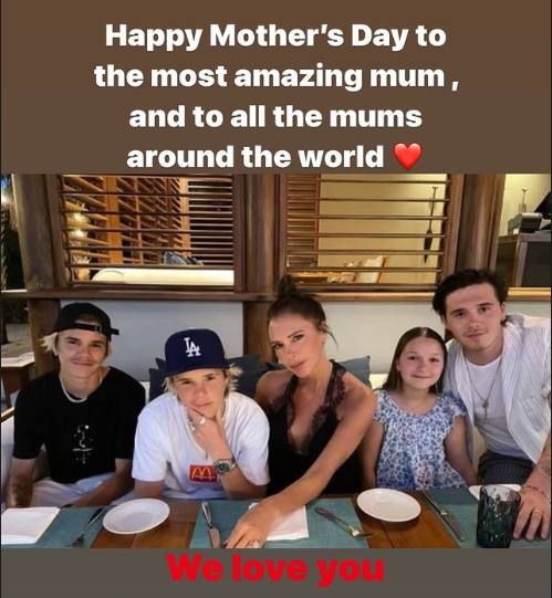 貝克漢姆曬愛妻與孩子們合影送祝福，小七奶萌笑容超可愛