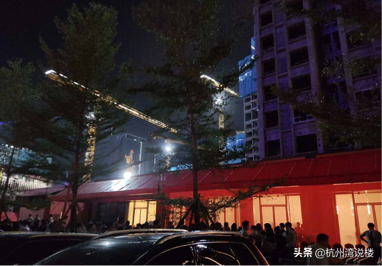 股市暴涨！券商开户暴增40%！再说一次！不要“