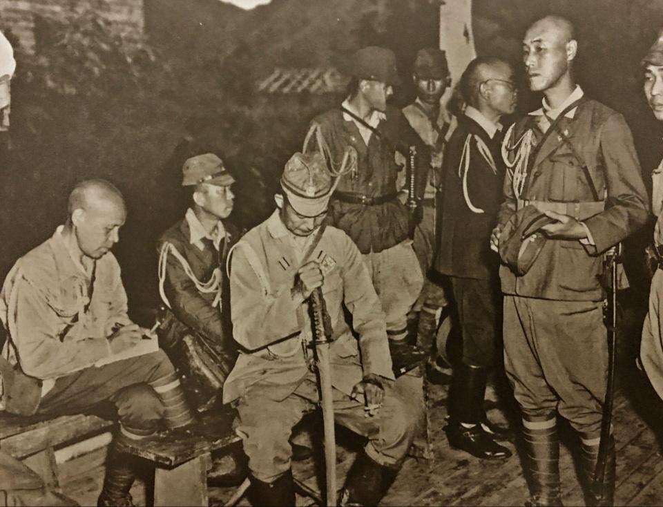 如果日本坚决不投降，会是什么结果？前线饿死士兵，后方饿死百姓