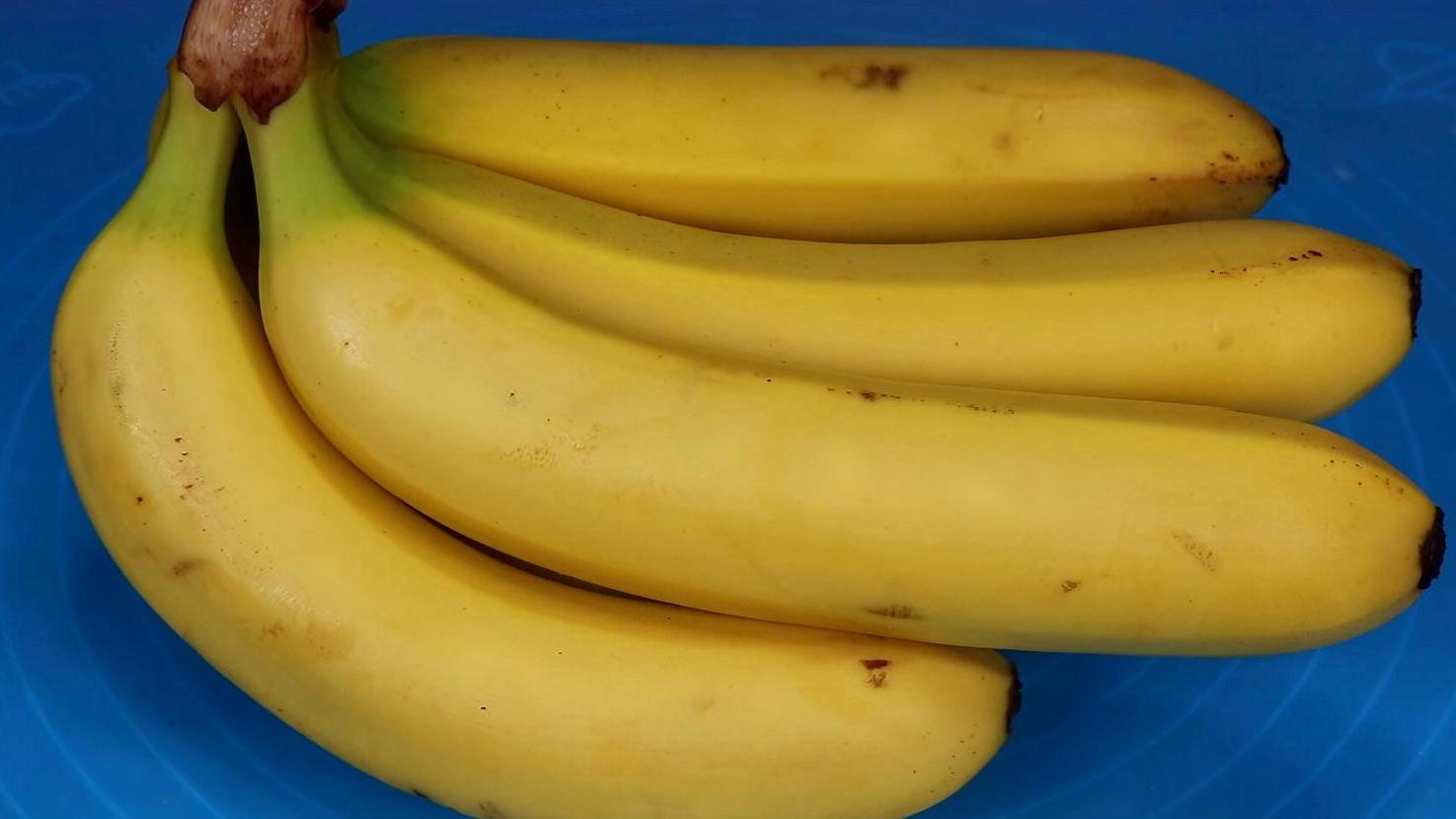 买香蕉，挑直的还是弯的，学会这些，绝对能挑出又甜又香的香蕉了
