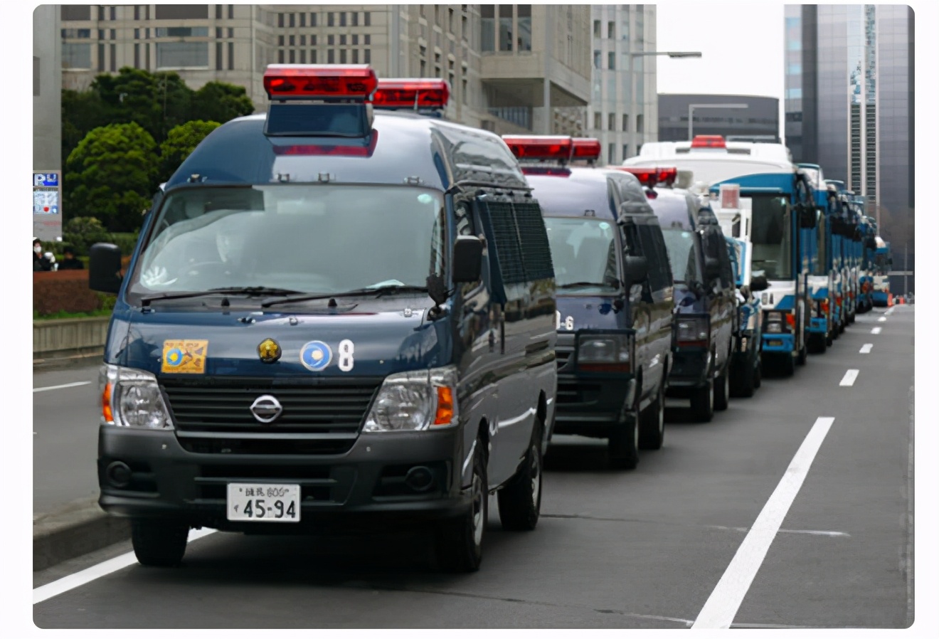 日本警车型号都在这了，丰田本田马自达，全是日本国产车